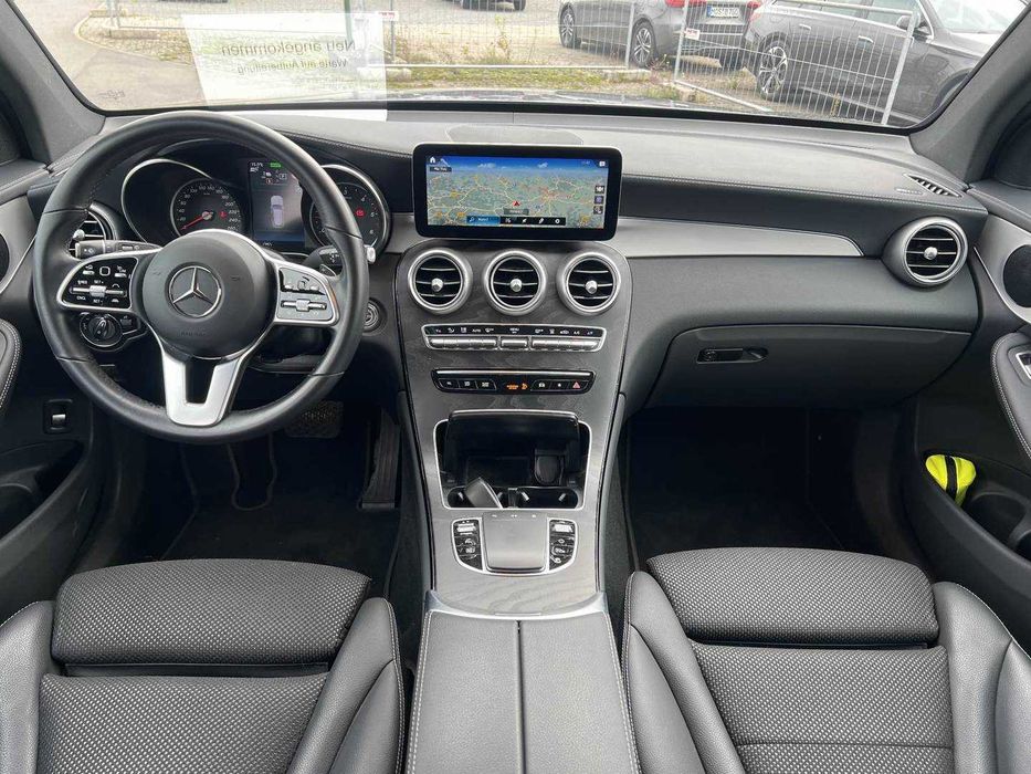 Mercedes GLC 300de Plug-in Hybrid garantie 2027 IMPECABILA!!!