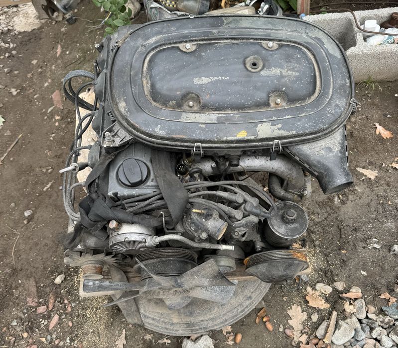 Запчасти Мерседес 124