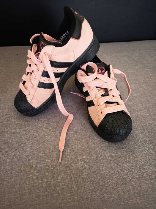 Adidași adidas Nr 36