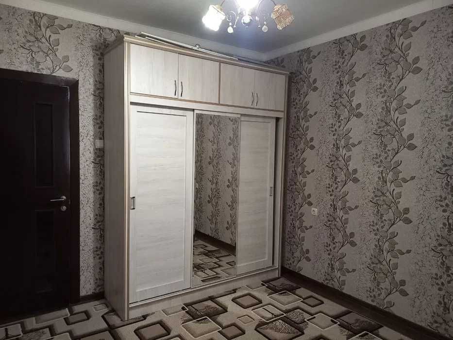 Срочно сдается квартира 4/2/7,Сергели,8 строительный участок.