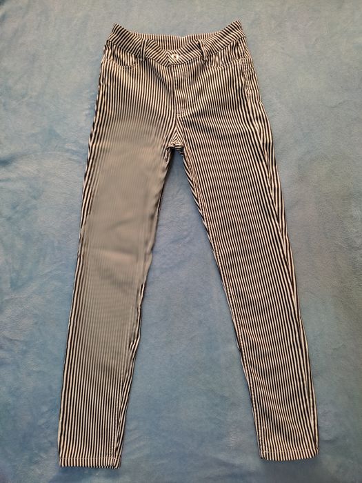 Тонкие джинсы в полоску размер S