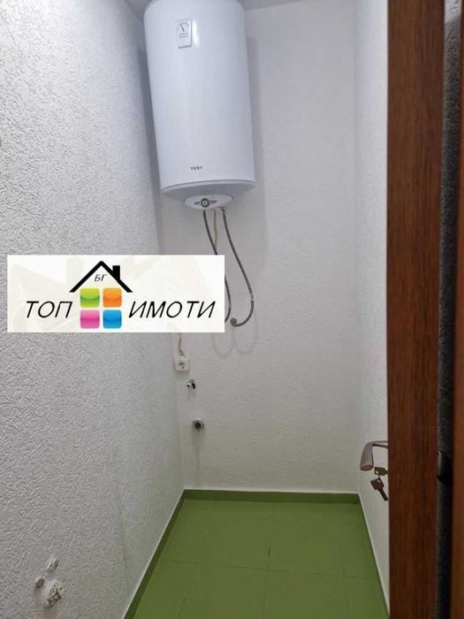 Тристаен апартамент,126 кв.м., в Кършияка, до х-л Санкт Петербург