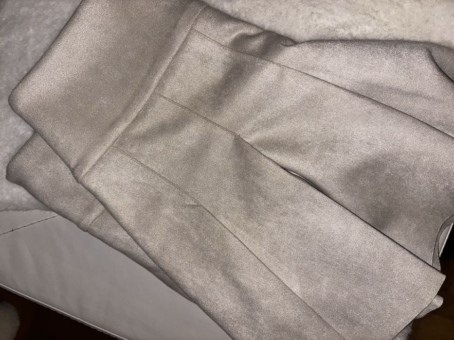 Fustă elegantă din piele întoarsă fină – nude/bej