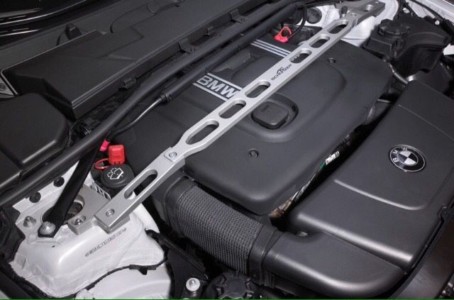 разпънка BMW E90 Е91 Е92 Е93 карбон Е87 BMW 335d M3 М1 BBS SCHNITZER