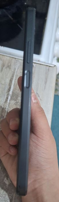 Realme C30s  черны цвет