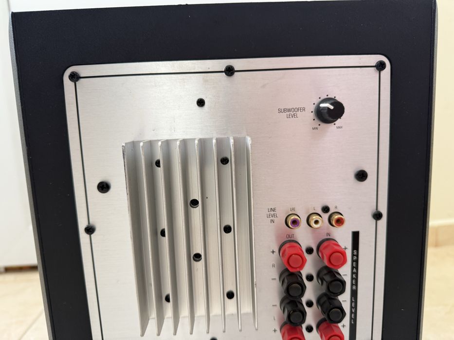JBL SUB-200/230 8” Активен Subwoofer