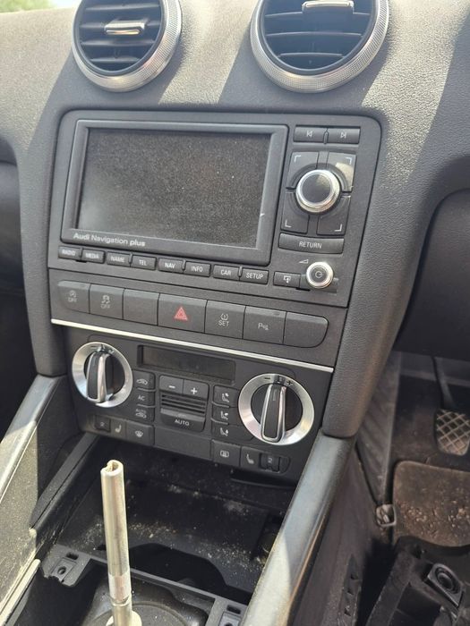 Aydi a3 8P 2010g 1.6 D на части само