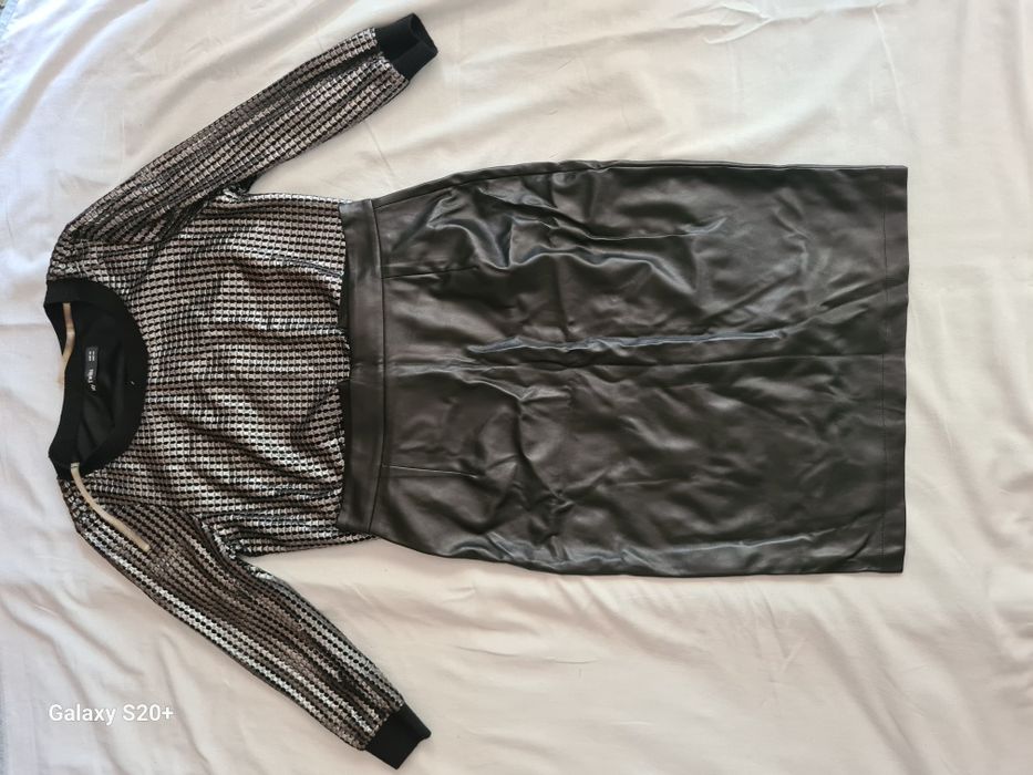 Женская  Двойка ( кофта и юбка)