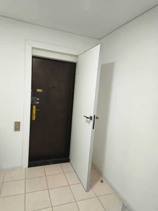 Продам 2 комнатную квартиру