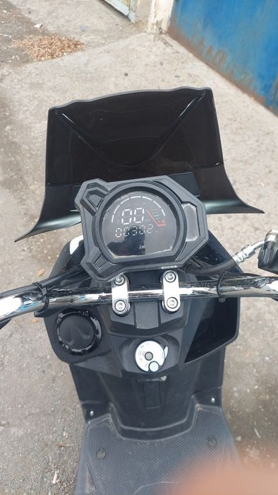 Продам скутер на ходу