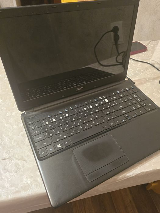 Продам ноутбук acer I3-3217U