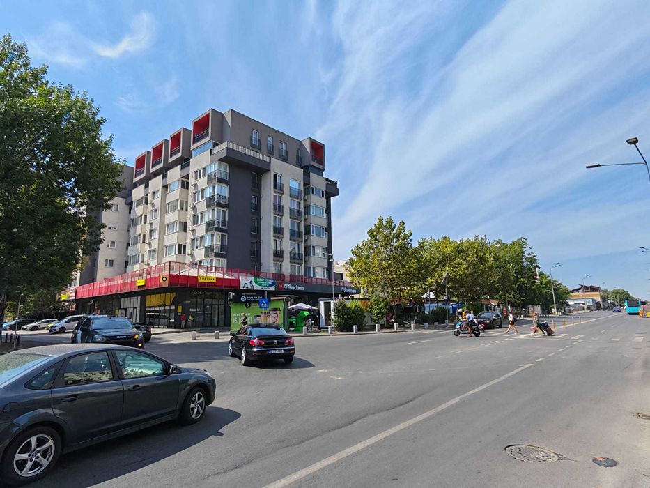 De Inchiriat Spatiu Comercial stradal colt de intersectie STREET MALL SUD PARK PLAZA Sector 4 Brancoveanu Luica