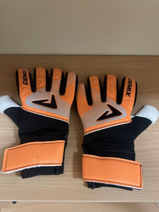 Перчатки детские для вратаря