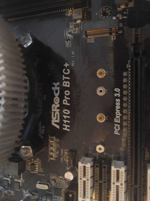Asrock H110 Pro BTC+, DDR4  4 гб, Celeron G3900 , Кулер