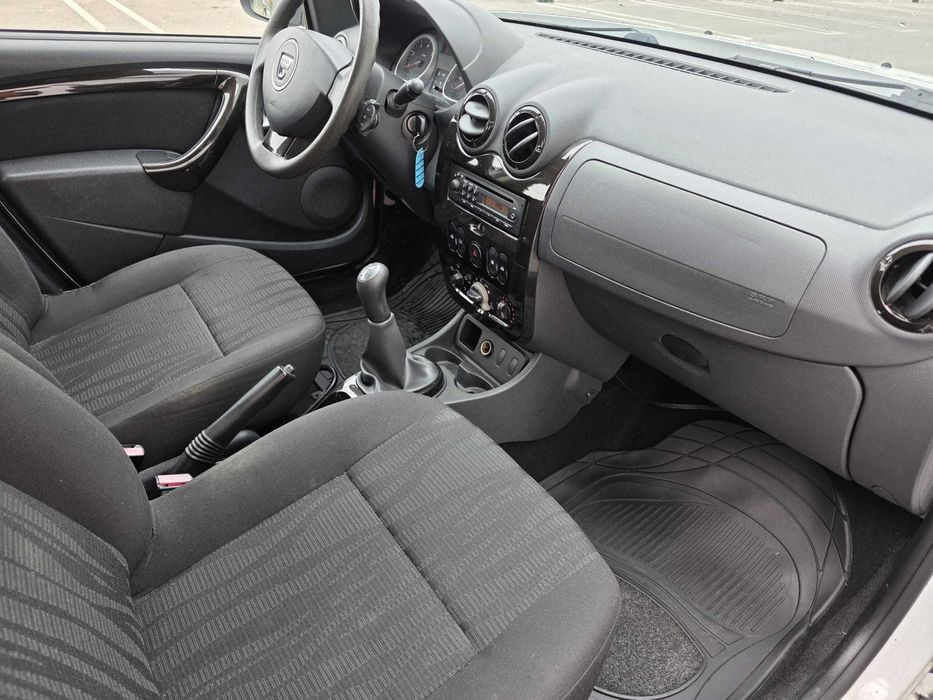 Dacia Duster 1.6 Benzina 2011 euro 5