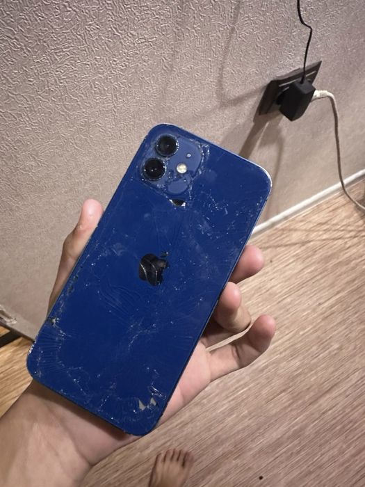 Iphone 12 (Айфон 12)