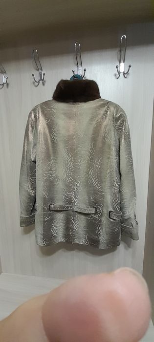 Куртка женская...