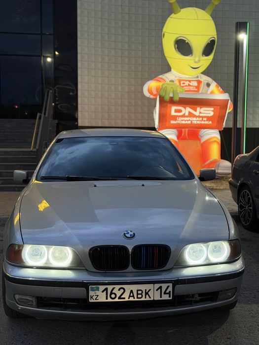 Продам бмв е39 2.5