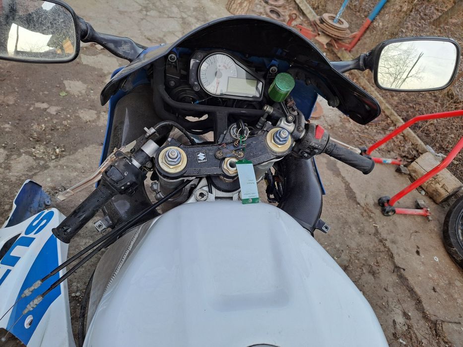 Piese suzuki gsxr k1 750