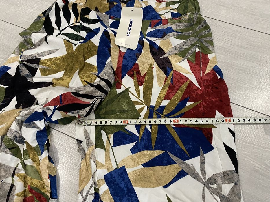 Нов дамски панталон -LC waikiki