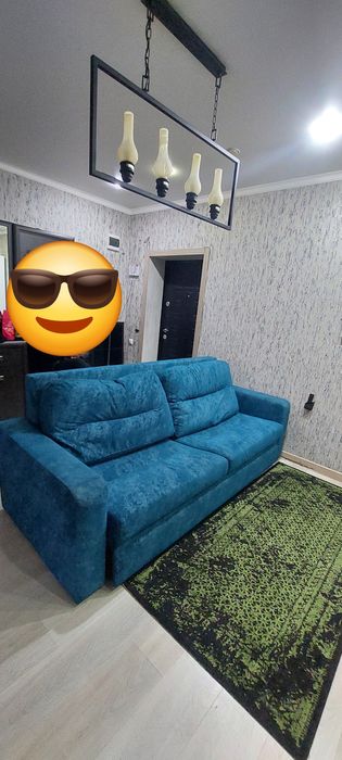 Диван с полками, продам срочно.!