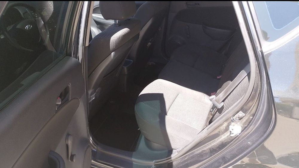 Vand Hyundai i30 din 2010 Blue Edition 1.4MPI 16 valve 105c.p