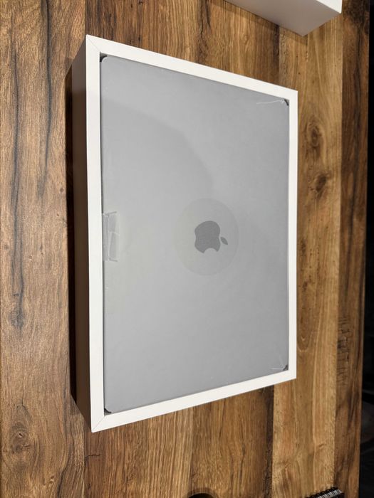 Продавам MacBook Pro 16” M1 Pro (2021) – 32GB RAM / 512GB SSD