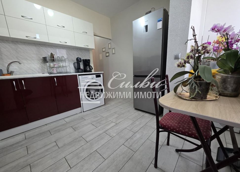 Двустаен апартамент - кв.Добружански