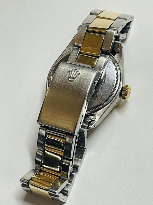 Rolex aur cu otel vintage.