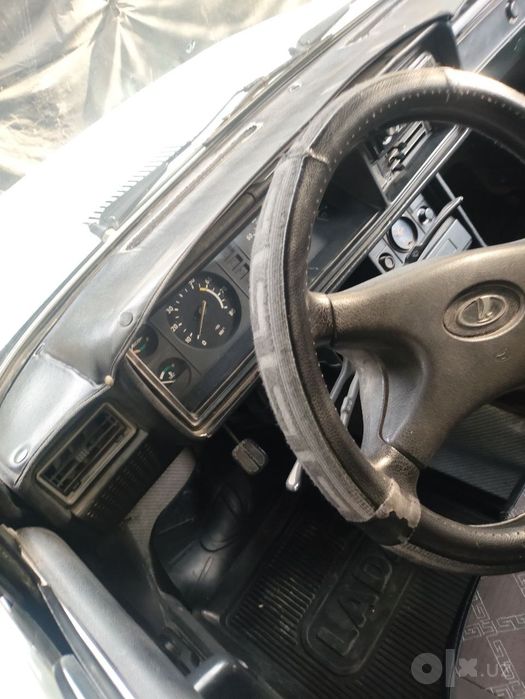 Vaz 2104. Metan gazi bor srochna sotiladi