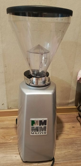 Профессиональная Кофемолка Mazer