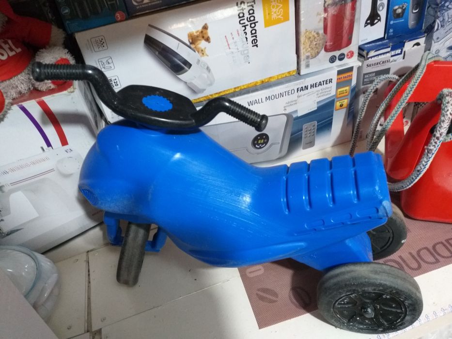Trotineta si Leagan Pentru Copii