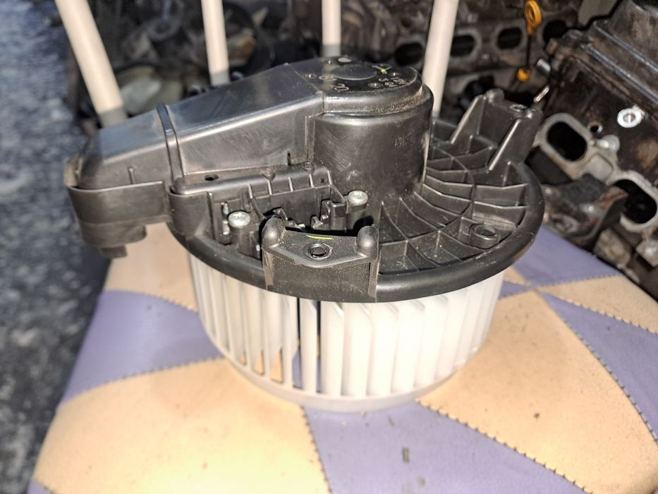 Моторчик пачки Тайота