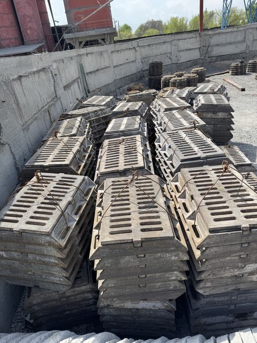 Дождеприемники чугунные С-250