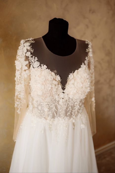 Vand rochie de mireasa