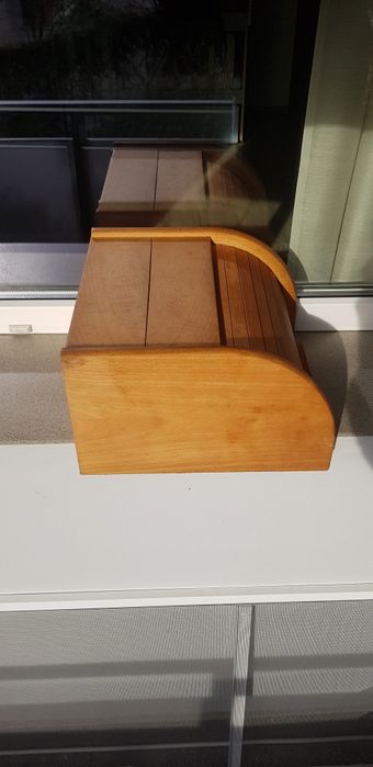 Кутия за хляб от бук