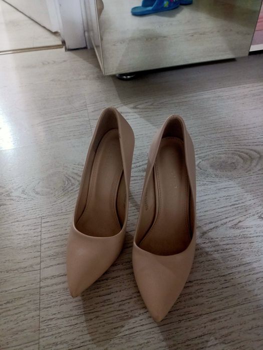 Продам туфли 37 размер