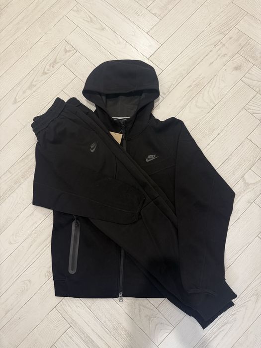 Nike Tech Fleece М-ка  (full black) продаю