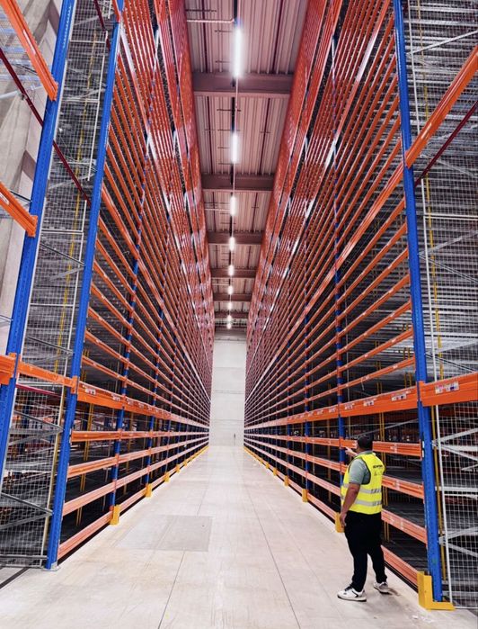 Rafturi metalice depozitare paleti