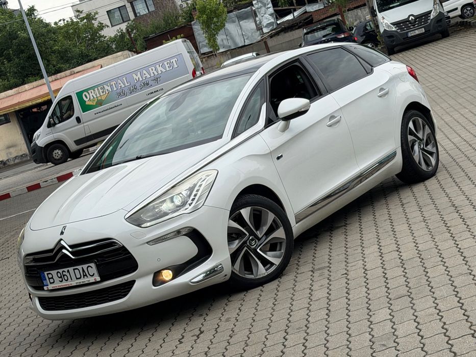 Citroen DS5/2.0D Hybrid/4x4/Extra full