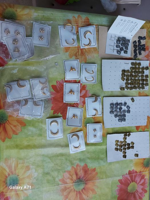 Чисто нови ретро обици