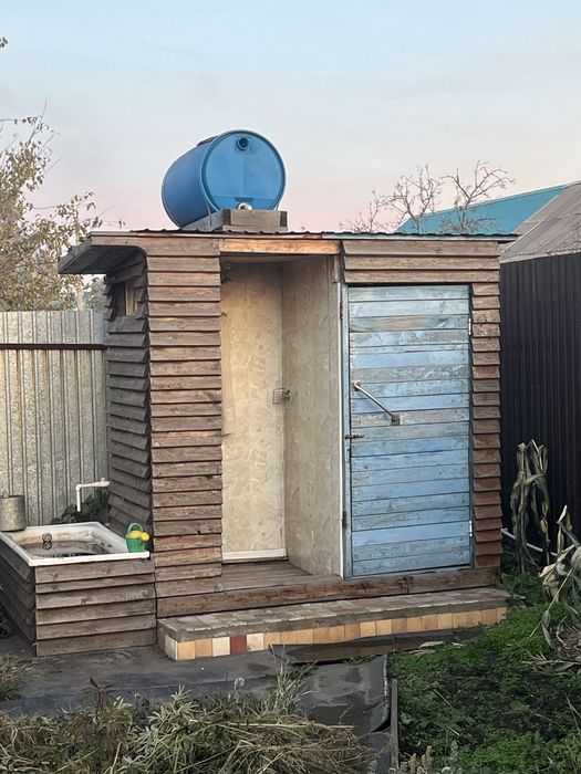 Продам участок, недострой