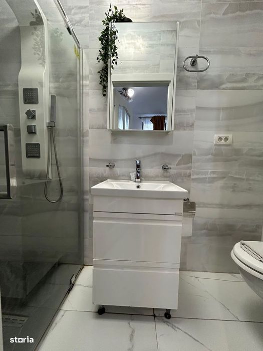Apartament 3 Camere De Inchiriat