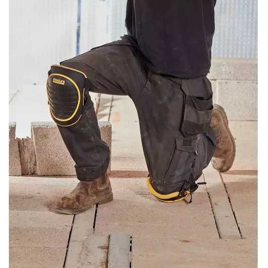 Наколенки Stanley