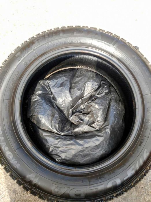 Зимни Гуми 185/60/15