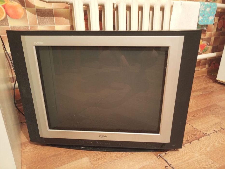 Продам Телевизор б/у