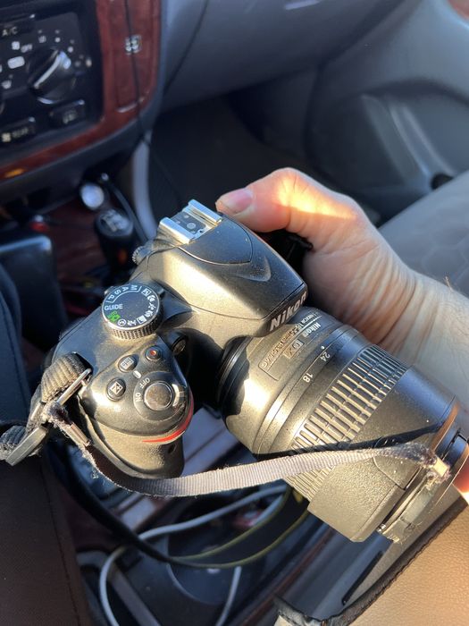 Продам фотоаппарат Nikon D3200