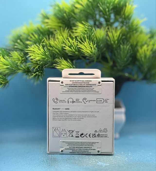 НОВО!!! Безжични слушалки Bluetooth Samsung Galaxy Buds FE, Black