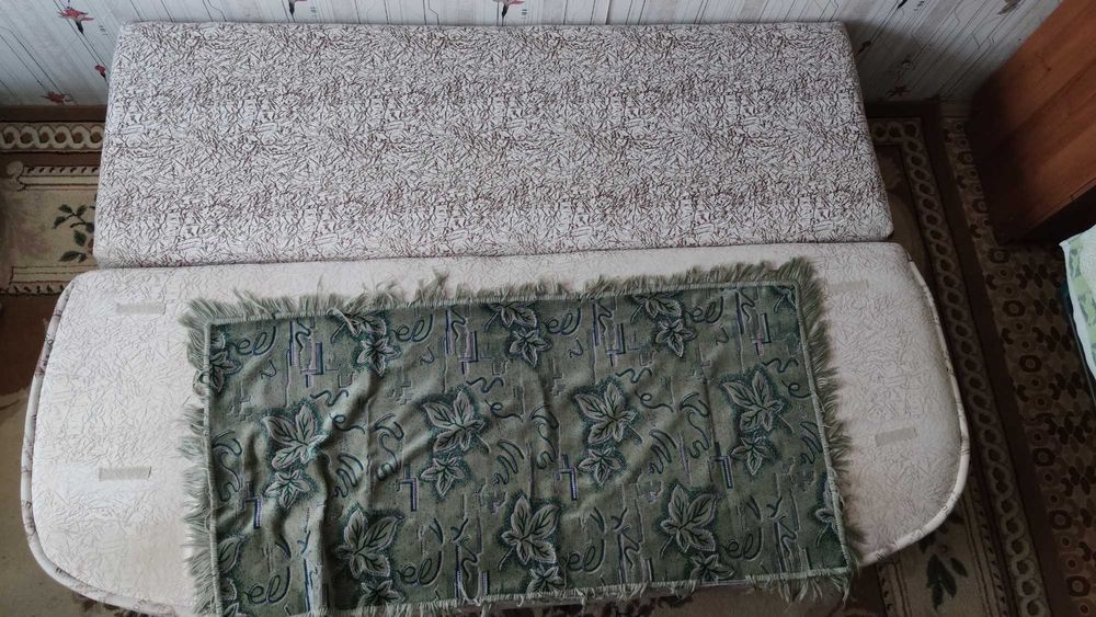 Продам диван в хорошем состоянии