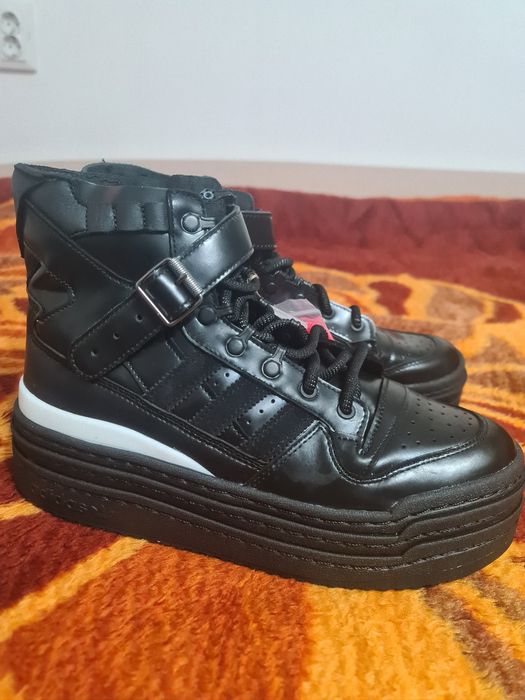 Маратонки Hugo и Adidas 42